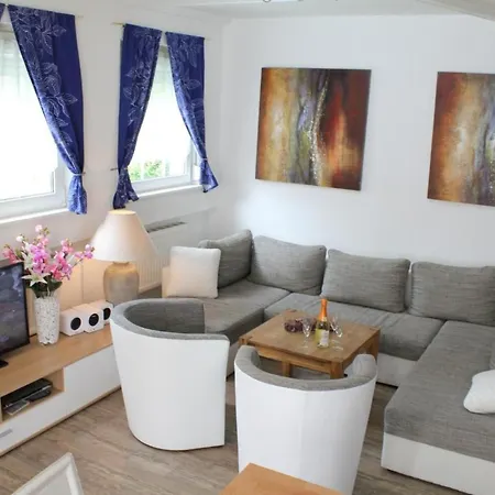 Vulkaneifel By Interhome 公寓