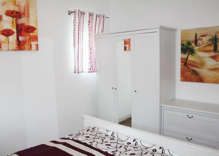 Vulkaneifel By Interhome *